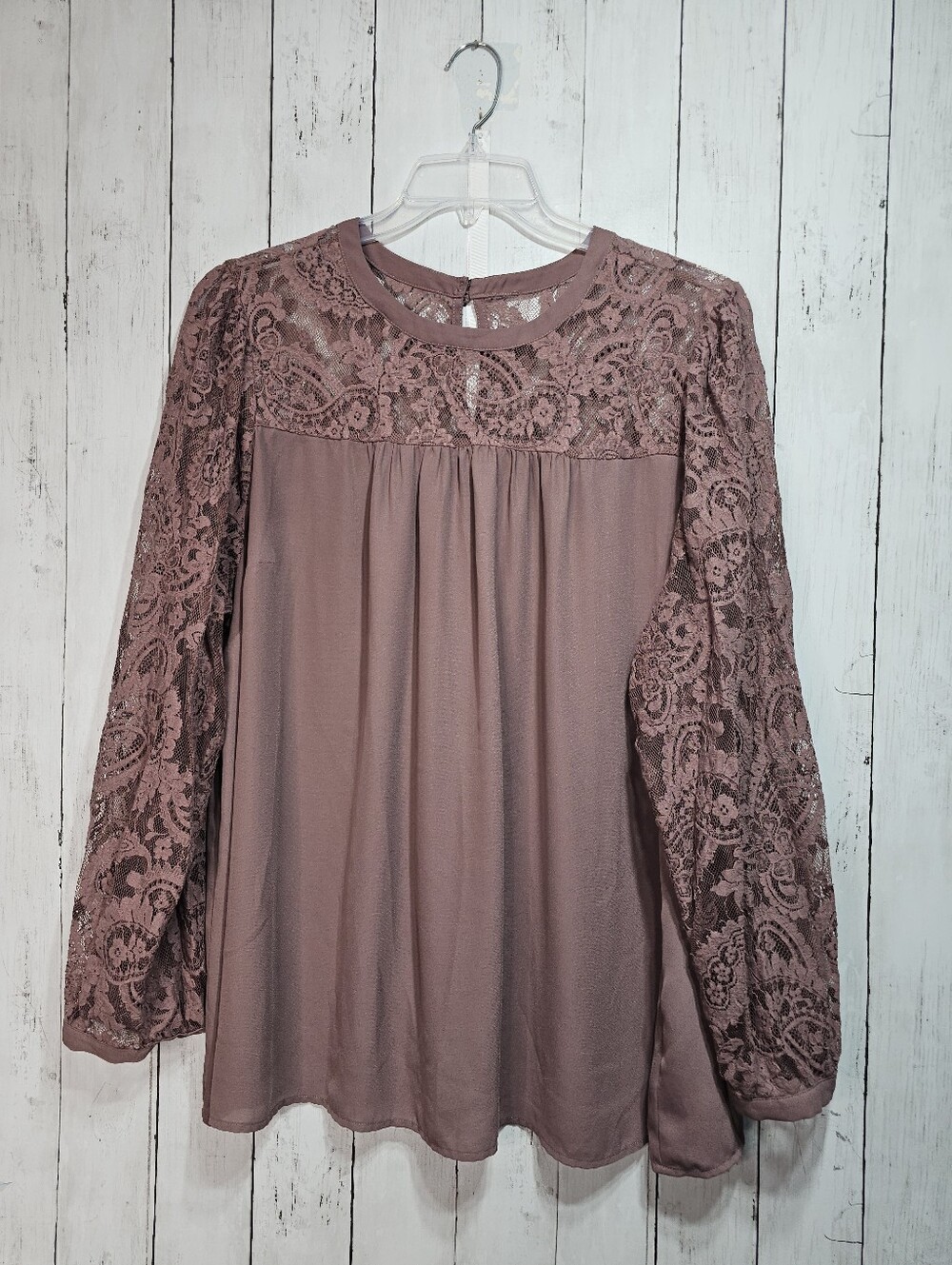 Torrid Women's Mauve Lace Long Sleeve & Yoke Lightweight Blouse Shirt Size 3X. - Picture 1 of 8